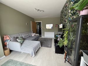 Lounge- click for photo gallery